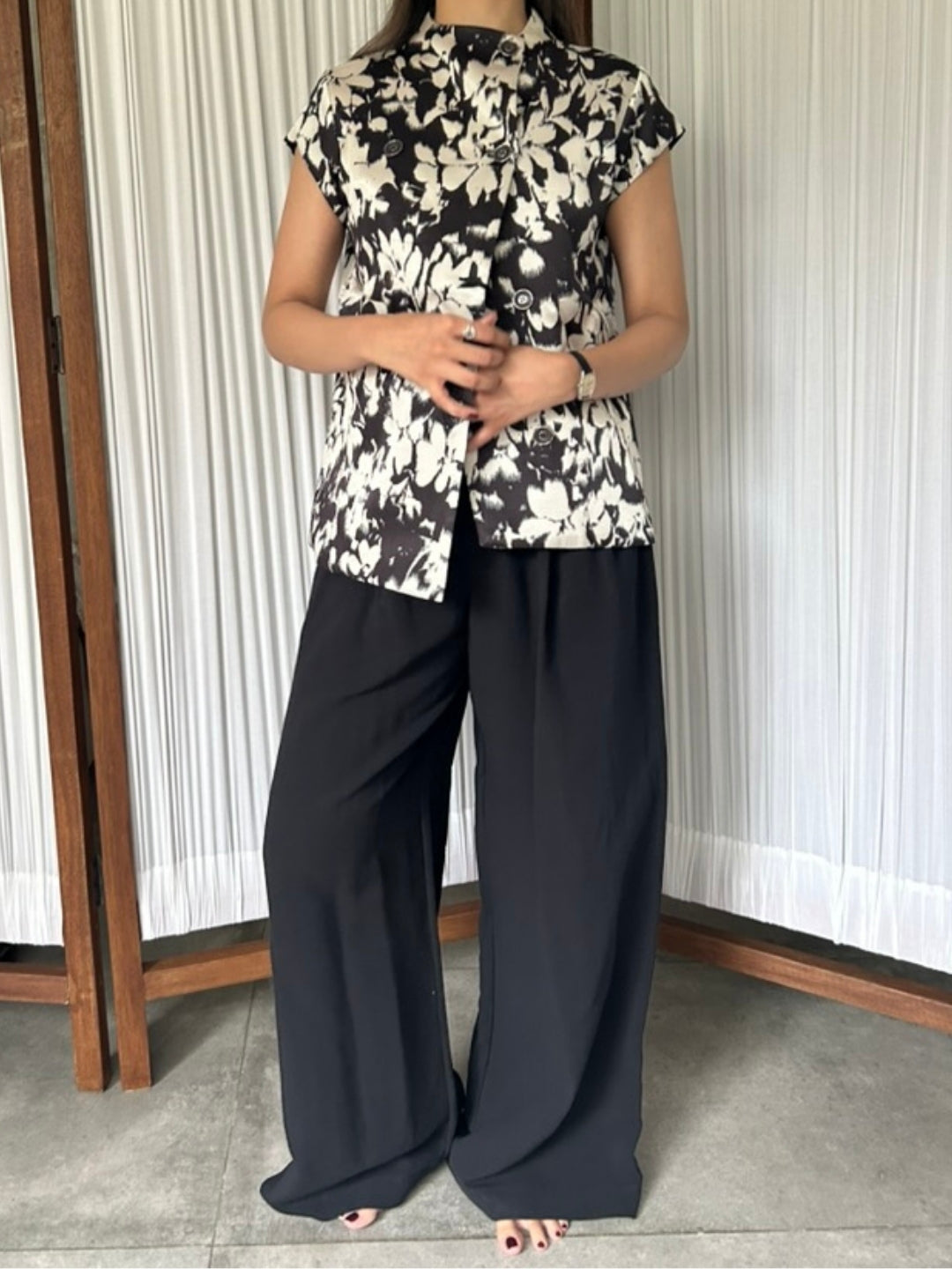 Hostess Top